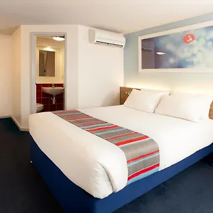 https://travelodge-cardiff-atlantic-wharf-hotel.cardiffhotelswales.com